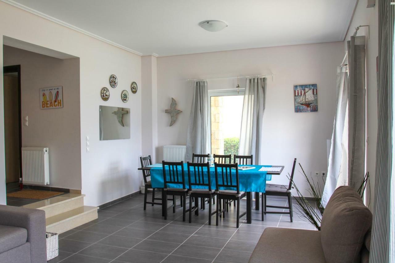 Kato Platanitis Beach Front Villa With Private Pool III מראה חיצוני תמונה